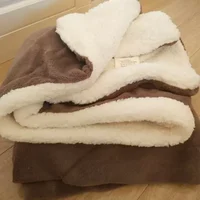 Double layer thickened coral fleece small blanket, sofa cover blanket, lamb fleece office nap, nap, air conditioning blanket 1