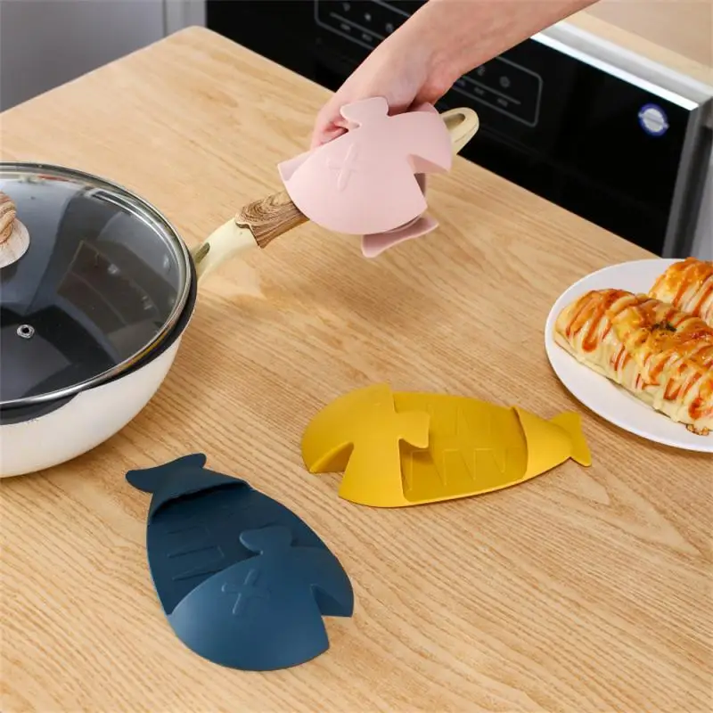 Silicone Mini Oven Mitt Heat Insulation Whale Hand Clip Anti-scalding Microwave Gloves Non-slip Gripper Pot Holder Kitchen Tool