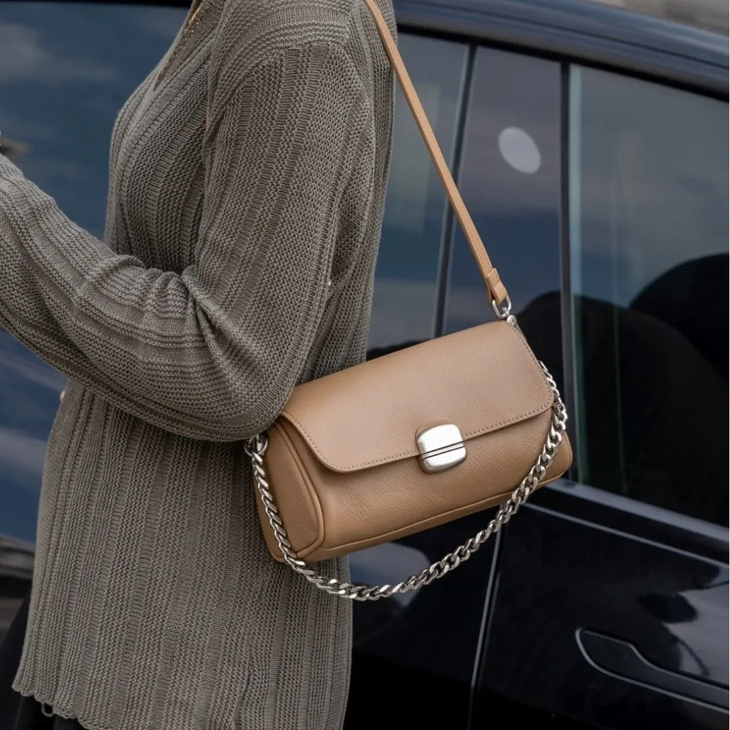 Genuine Leather Women's Luxury Crossbody Small Bag-Soft Cow Leather Commuter Chain Strap Shoulder Bag for Everyday Chic