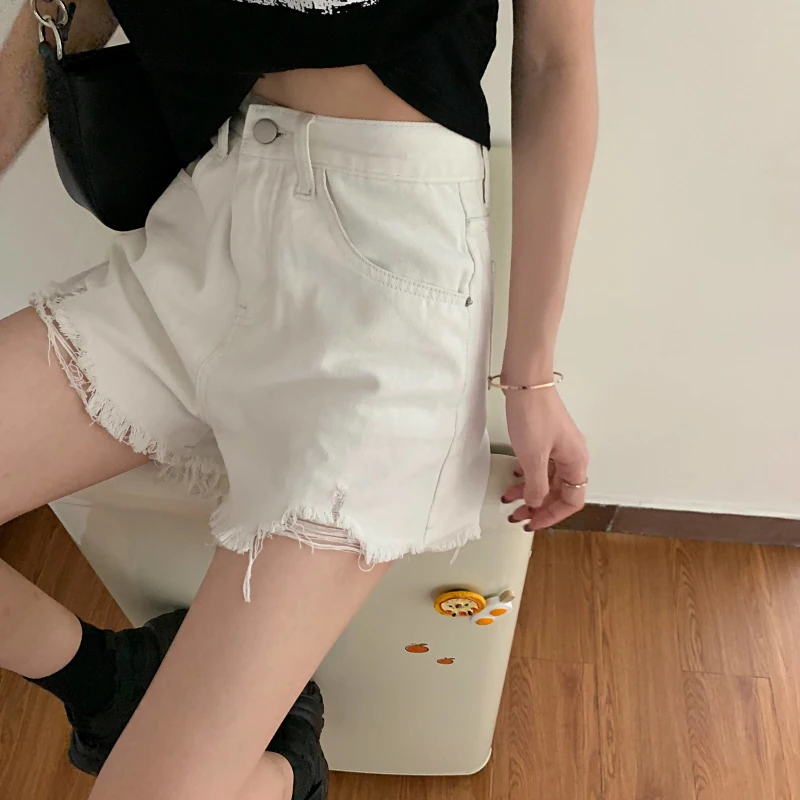 Spring Summer 2021 New Hole Straight Denim Shorts Loose Ladies Fashion High Waist Slim Wide Leg Pants Hot Pants Bottom Women basketball shorts