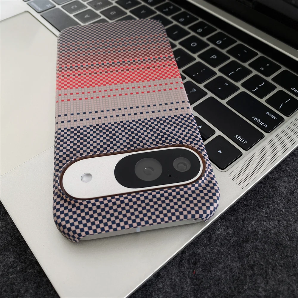 Luxury Colorful Kevlar Pattern Magnetic Phone Case with Magsafe Wireless Charging Capability