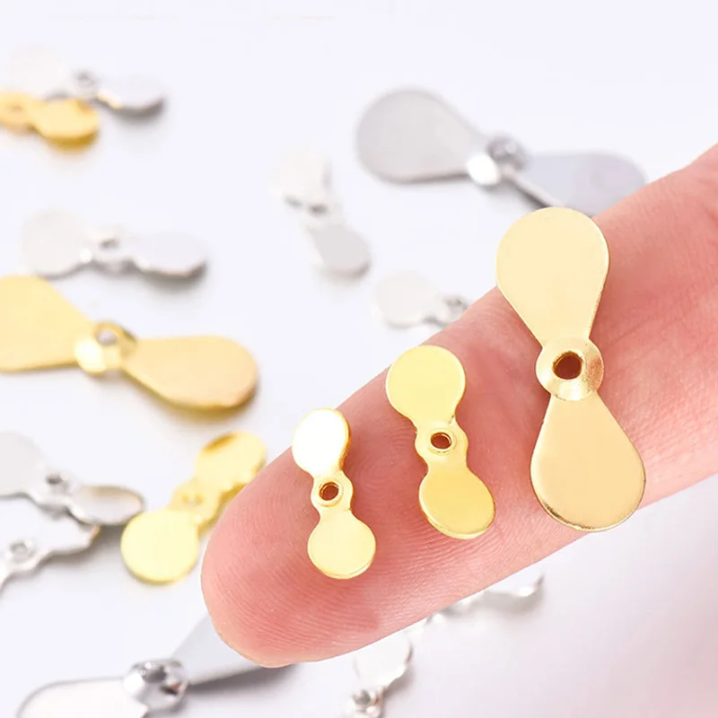 OUTKIT 50 stücke Angeln Propeller Spinner Klinge Edelstahl Harte Köder Spin Runde Weide Blatt Diy Weiß Streifen Angeln Teile