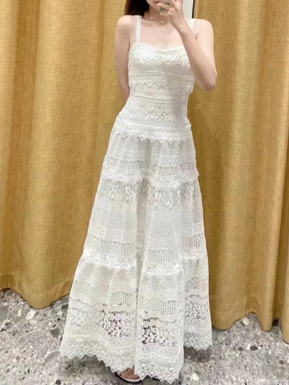 

Summer 2024 New Women High Waist White Sling Dress A-Line Lace Hollow Out Sleeveless Fashion Ladies Mid-Length Dress for Holiday