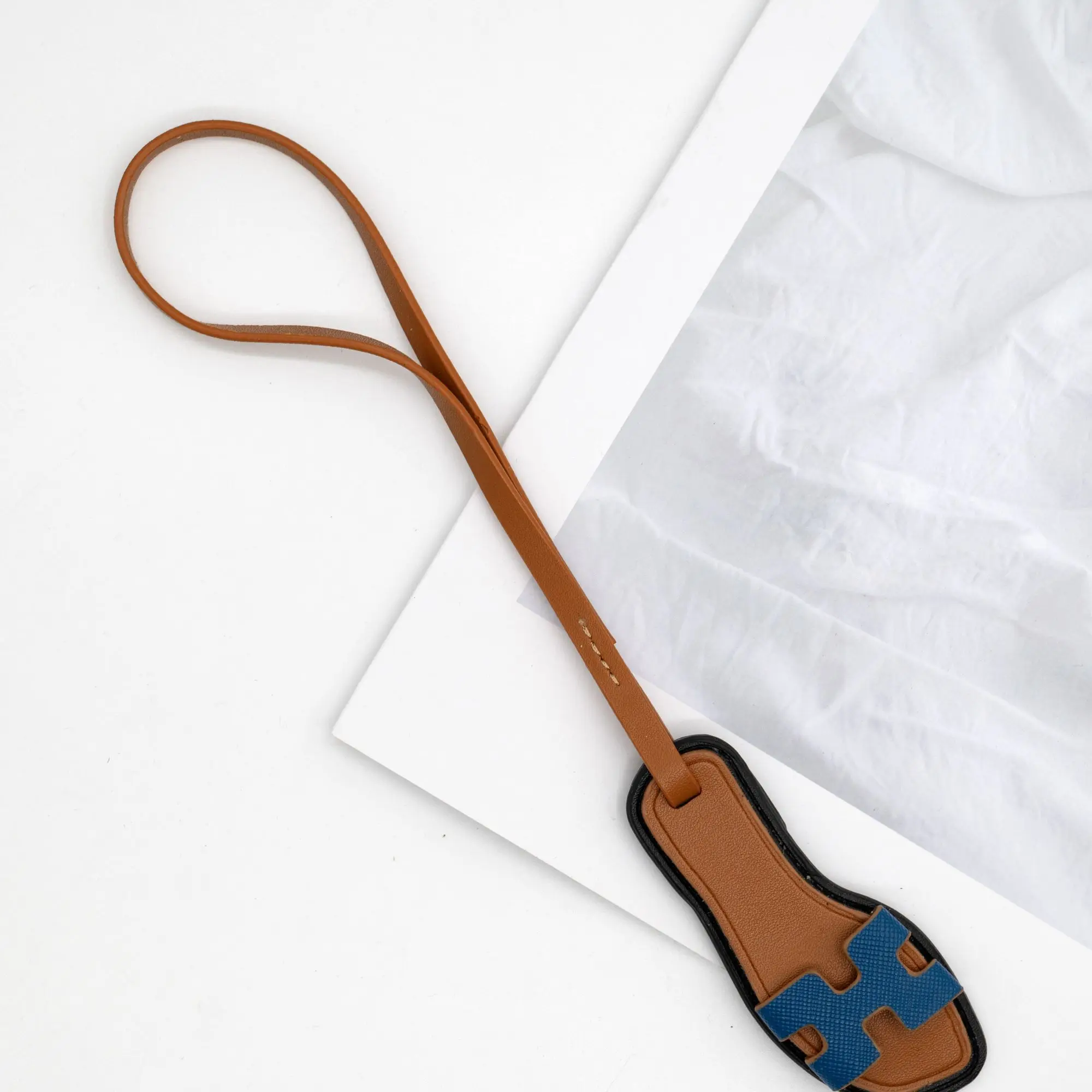 جديد الإبداعية حقيبة قلادة أحذية صغيرة بولي Leathe...