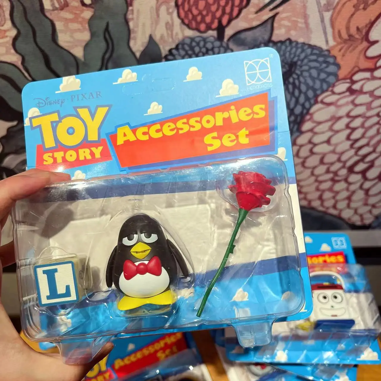 トイストーリー　ヒーロークロス　マイク　ウィージー 7 センチメートルディズニーヒーロークロスかわいいトイ