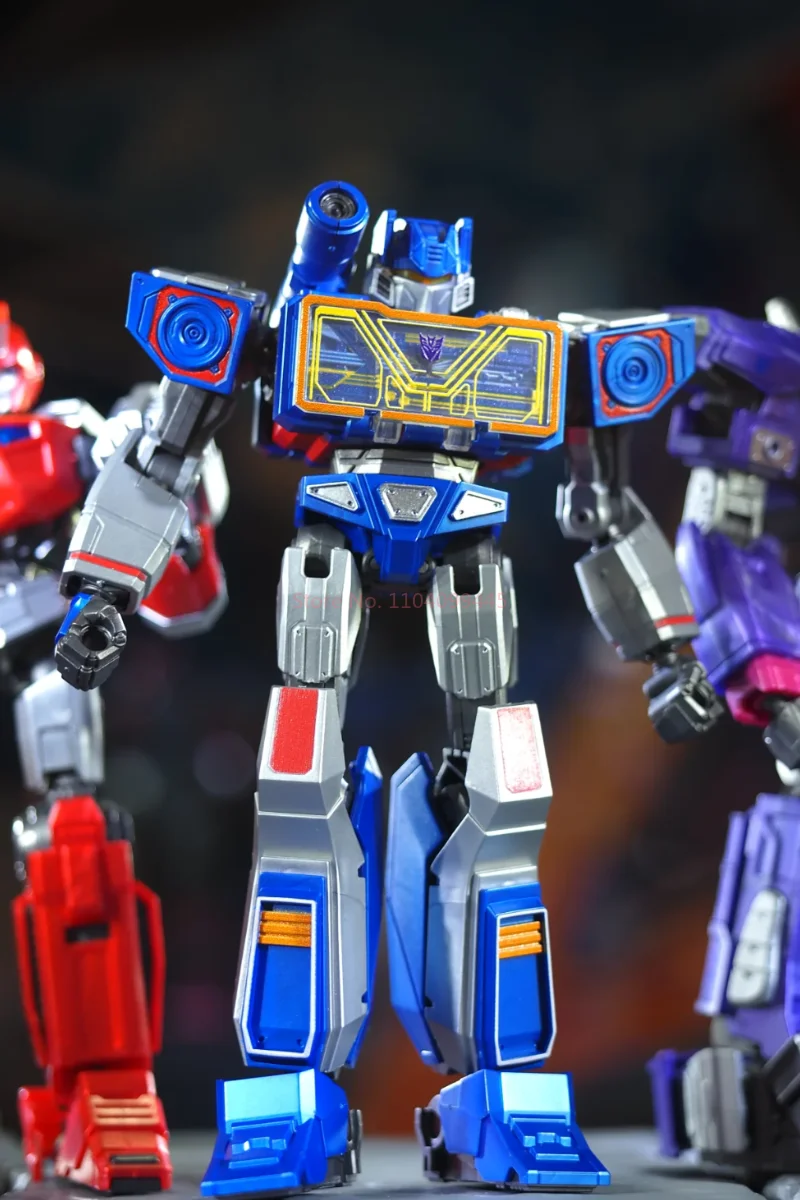 サウンドウェーブ、ショックウェーブ、アイアンハイド　プラモデルセット 本物の Blokees トランスフォーマー 1 クラシッククラスサウンド