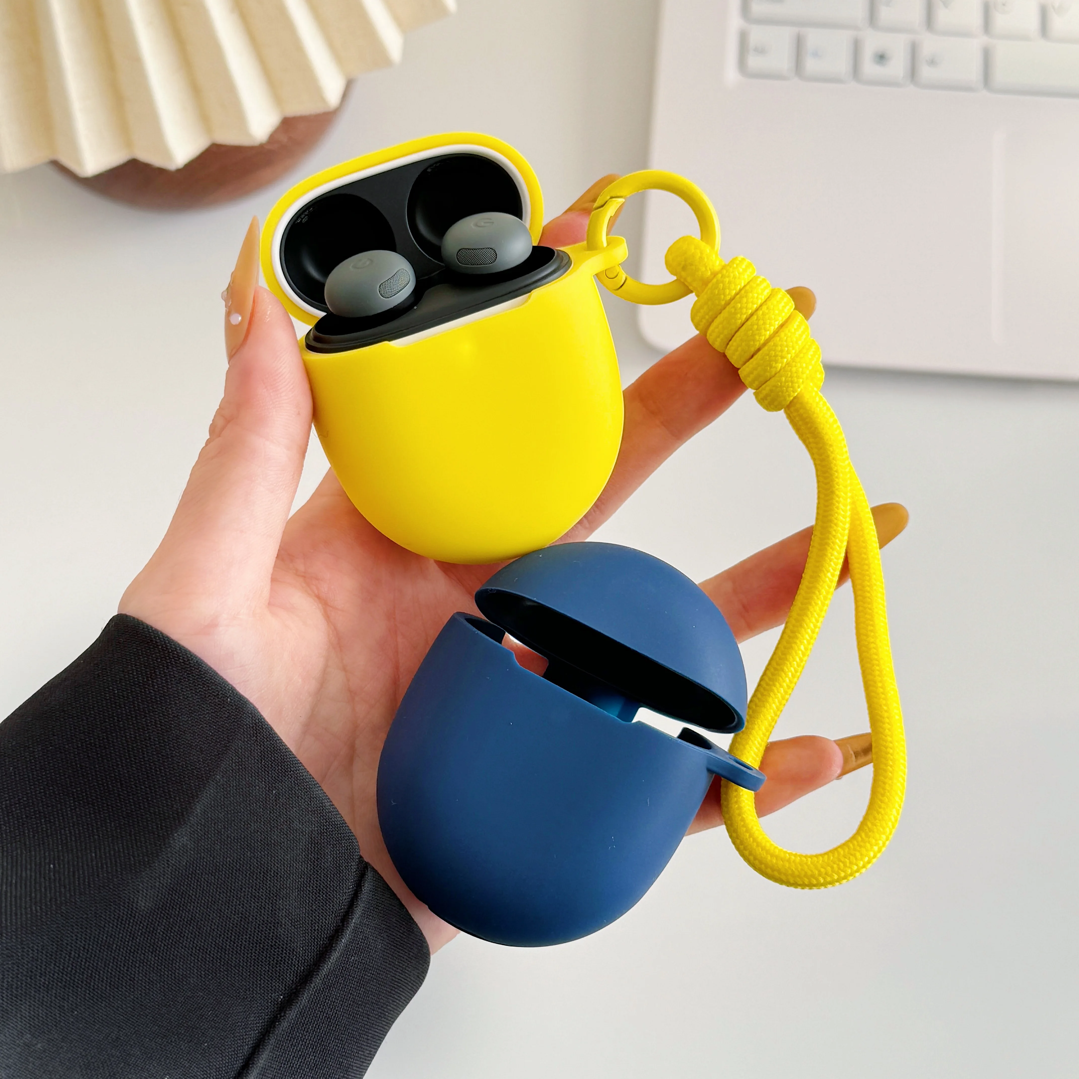Premium Protective Case with Hook for Wireless Bluetooth Earphones