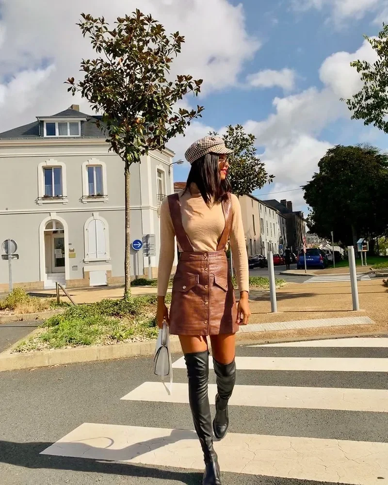 Рисунок 3 - Женская однобортная мини-юбка из ПУ кожи