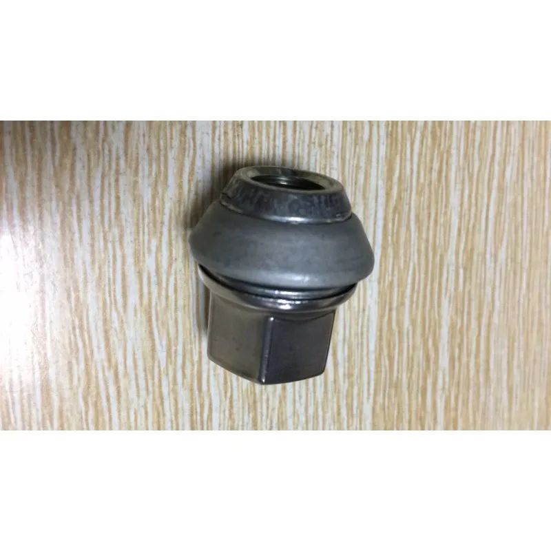 Tire Screws for Volvo S40/C30