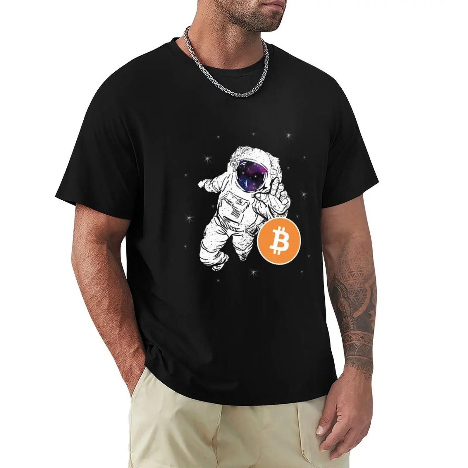 

Bitcoin t-shirt. Bitcoin coin. Space Cosmonaut art T-Shirt heavyweights summer top sports fans fitted t shirts for men