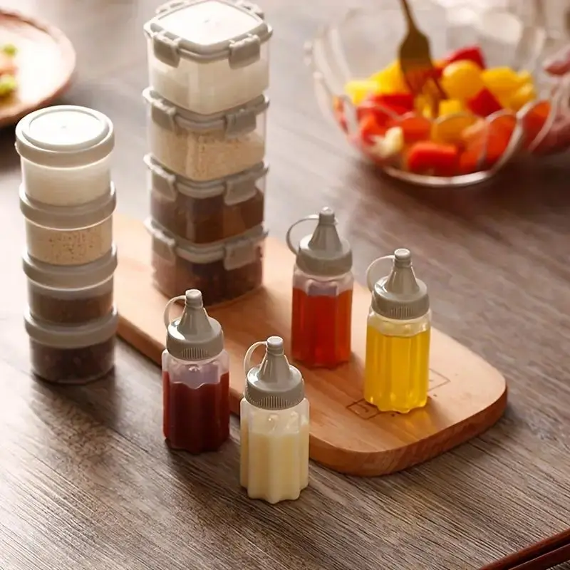 4pcs Sauce Squeeze Bottle Mini Ketchup Bottles Salad Dressing Containers Outdoor Portable Barbecue Spice Jar Party Kitchen Tools 3