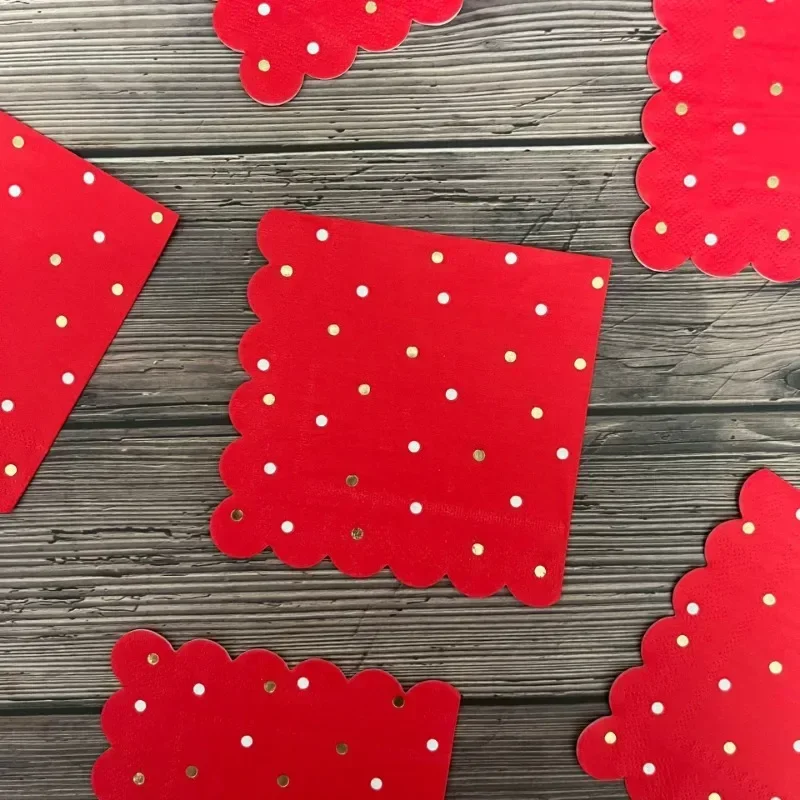 20pcs 25*25cm 3-Ply Creative Lace Red Paper Napkins Wedding Party Decoration Napkins Stamping Printed Paper Placemats