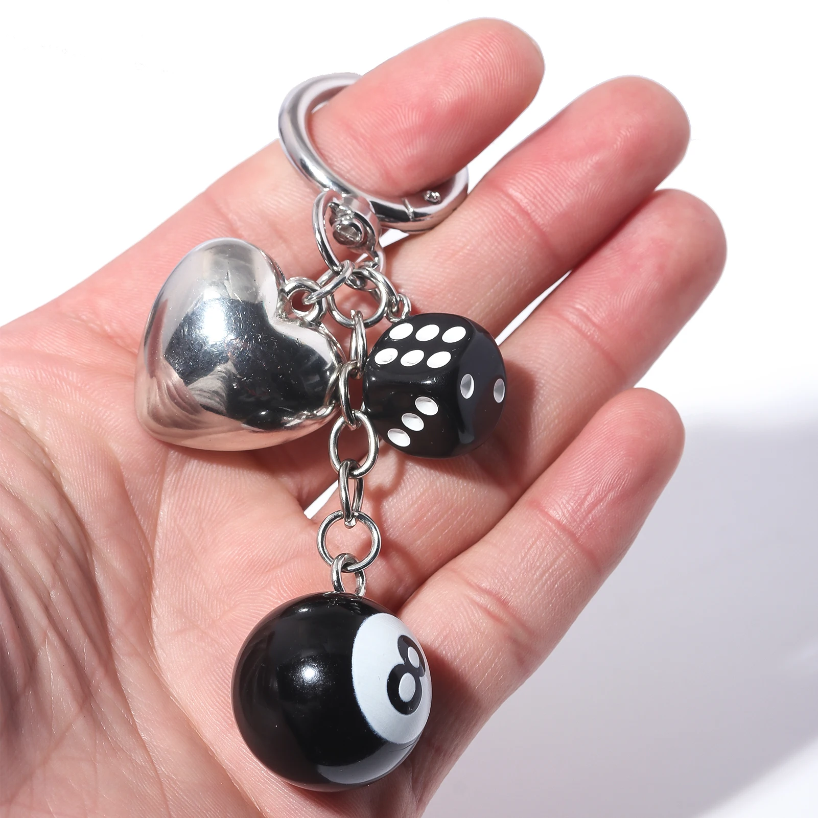 Y2K Black Dice No8 Ball Schlüsselanhänger Taschenanhänger Lustige Harz Schlüsselanhänger für Frauen Männer Polygon Bag Charms Schlüsselanhänger Casino Party Geschenke – Detail 3