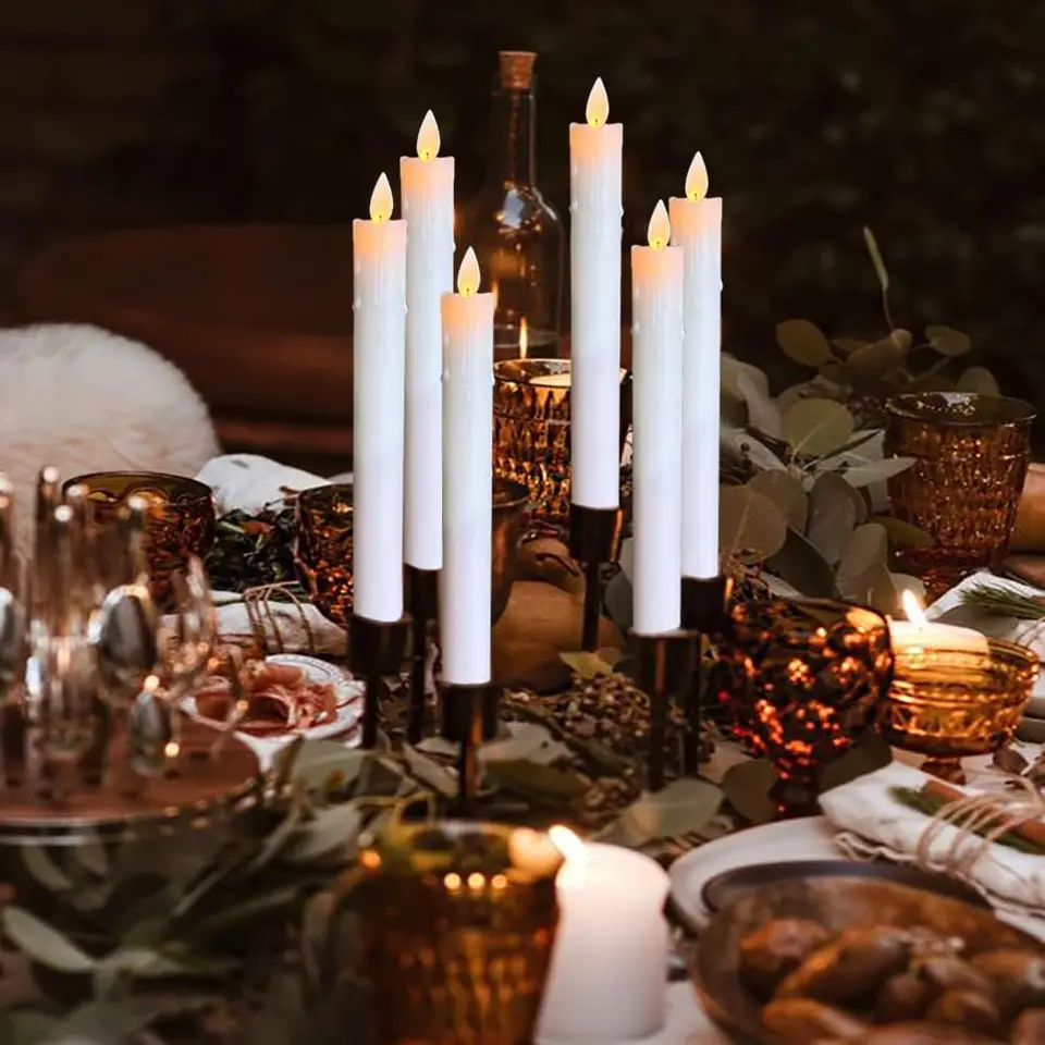 Candele coniche senza fiamma tremolanti con telecomando e timer