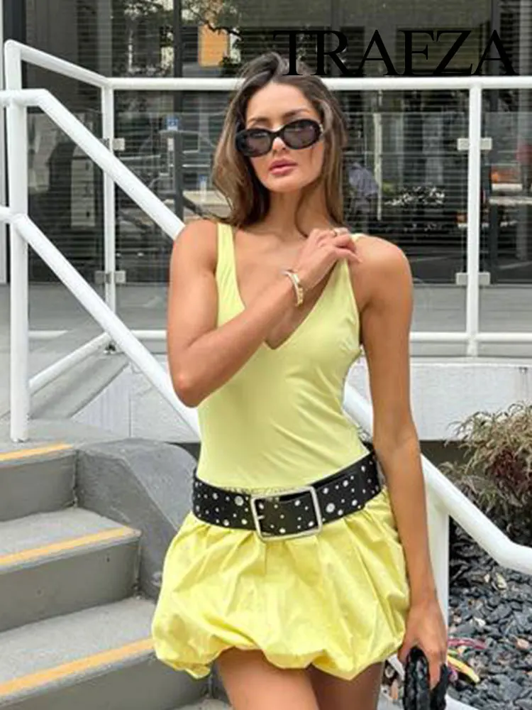 

TRAFZA 2024 Summer Women's Chic Street Mini Skirt Sexy V Neck Sleeveless Balloon Short Women's Pleated Party Dress Zipper Skirt