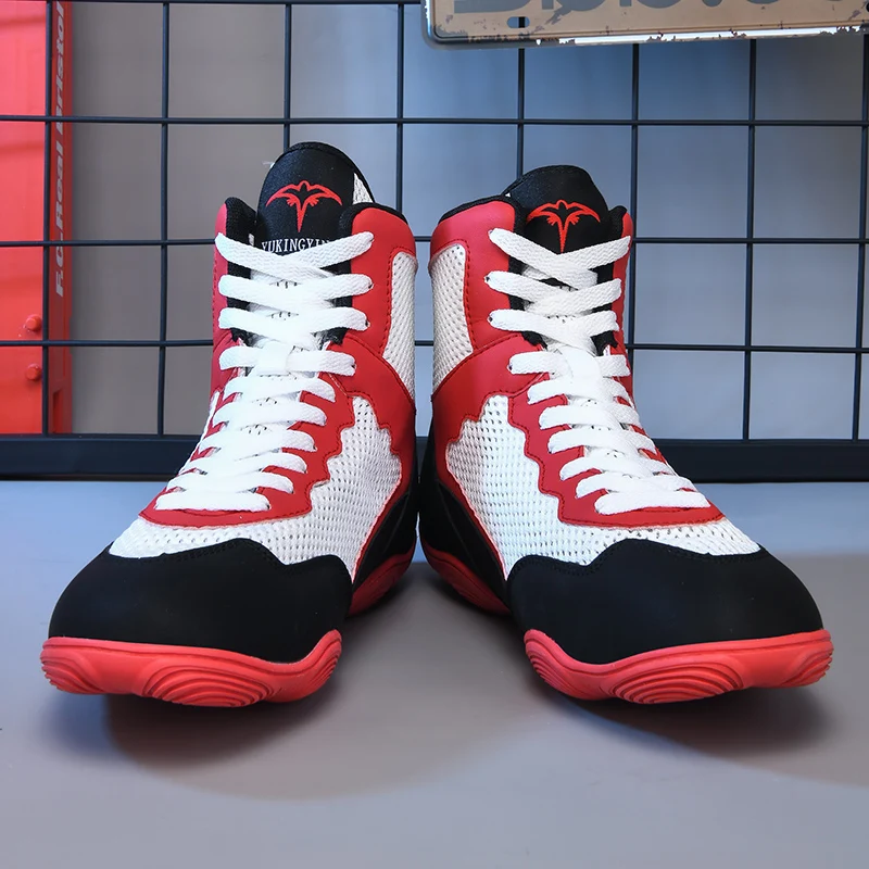 Men's High Top Wrestling Shoes Squat Training Shoes Breathable Gym Training Fighting Boots Anti-skid Boxing Sneakers