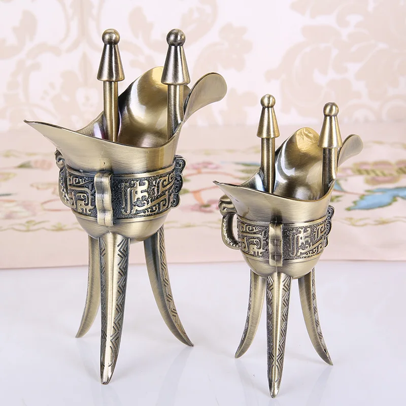 

Retro antique bronze goblet white wine glass ancient triangle Cup props Kawaii Cup tumbler with straw to go coffee cup