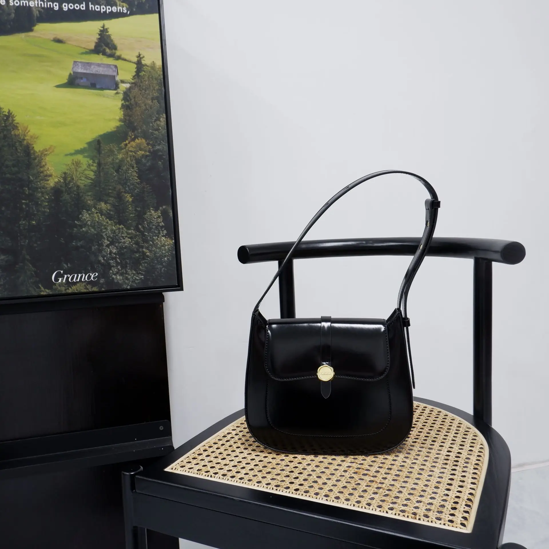 

Ladies Underarm Shoulder Bag Trendy Retro Style Simple Cow Leather Square Niche Design Women's Magnetic Button Handbag