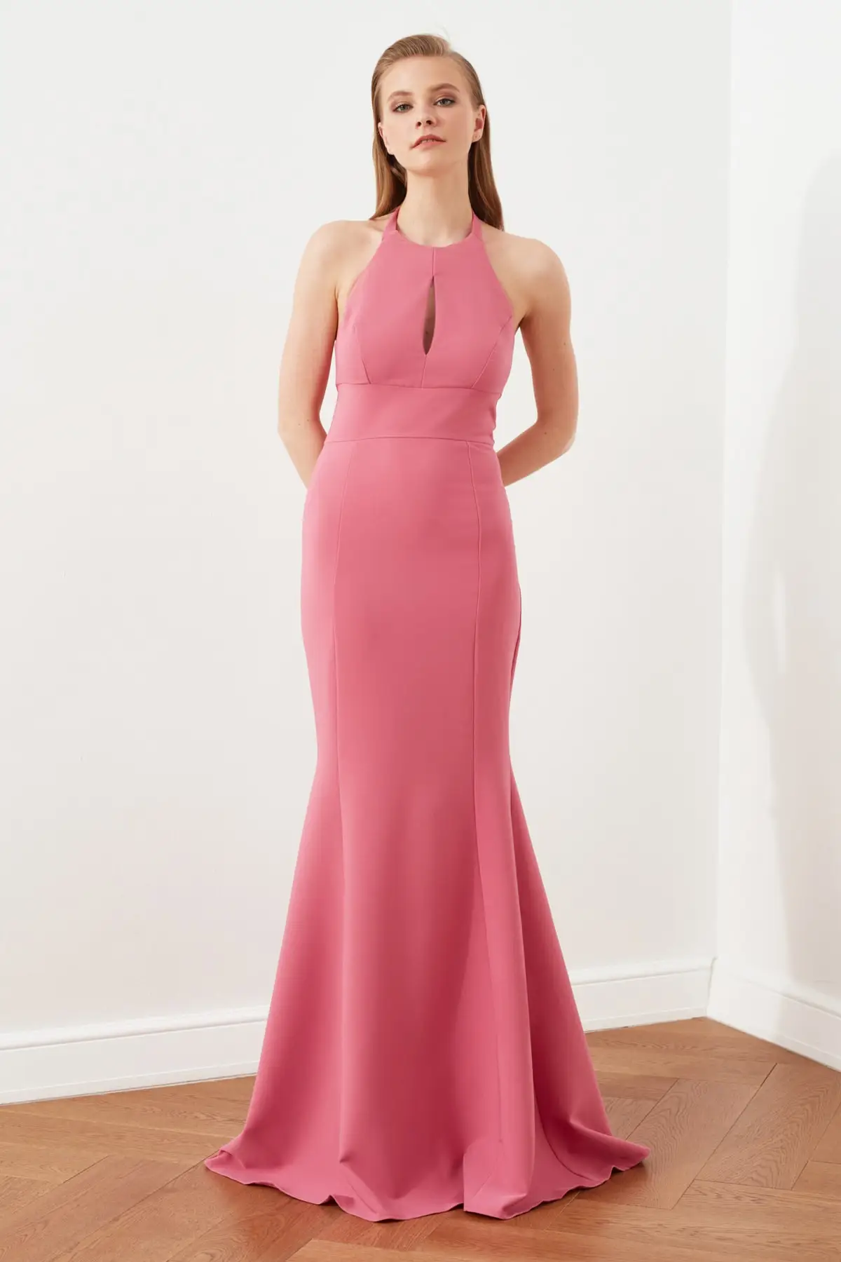 Trendyol Collar Detail Evening Dress &amp Prom Gown TPRSS20AE0205 | Свадьбы и торжества