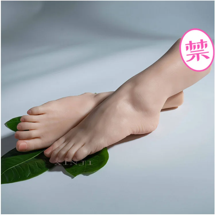 Free Shipping!! Sexy Silicone Foot Mannequin Foot Model For Playing