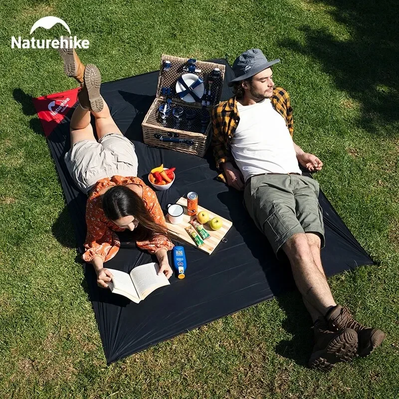 Naturehike Picnic Blanket Ultralight Waterproof Pocket Shelter Folding Portable Two Size Large Beach Pad Outdoor Camp Hiking Mat 2