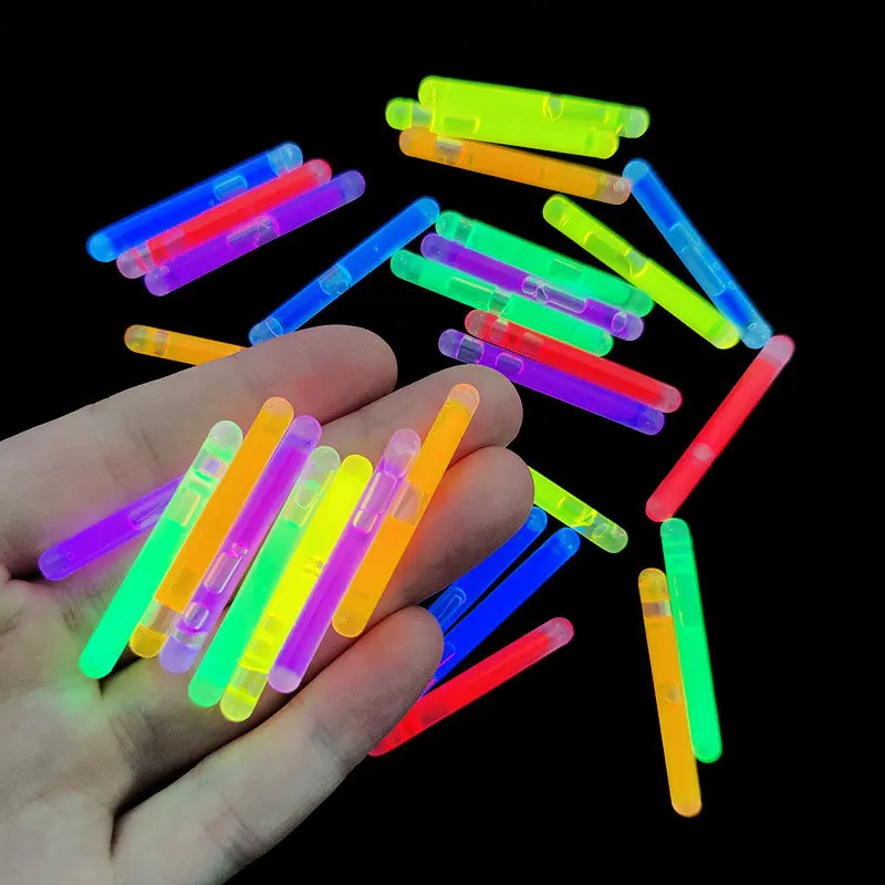 Multicolor Glowing Sticks Colorful Light Stick Chemical Fluorescence Sticks 10Pcs For Wedding Party Clubs New Year Decoration