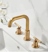 ก๊อกสามหลุมทองเหลืองโบราณสไตล์ยุโรปสำหรับอ่างล้างหน้าห้องน้ำห้องน้ำแบบย้อนยุคอ่างล่างหน้าด้วยมือก๊อกน้ำร้อนและน้ำเย็น YK-007 6