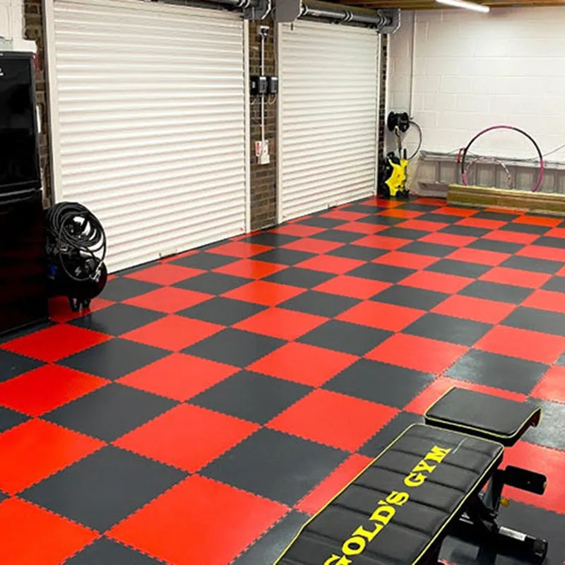 Le tapis de sol de garage perforé étanche pour lavage de voiture de  verrouillage des carreaux de sol de verrouillage de plancher - Chine  Matériau de revêtement de sol de la cour