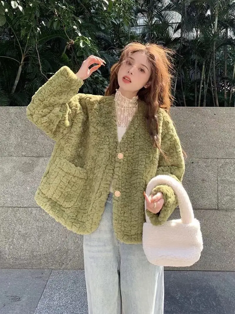 Women Lamb Wool Faux Fur Coat Winter Thickening Warm Loose Casual Jacket High-Quality Turn-Down Collar Single Breasted Overcoat