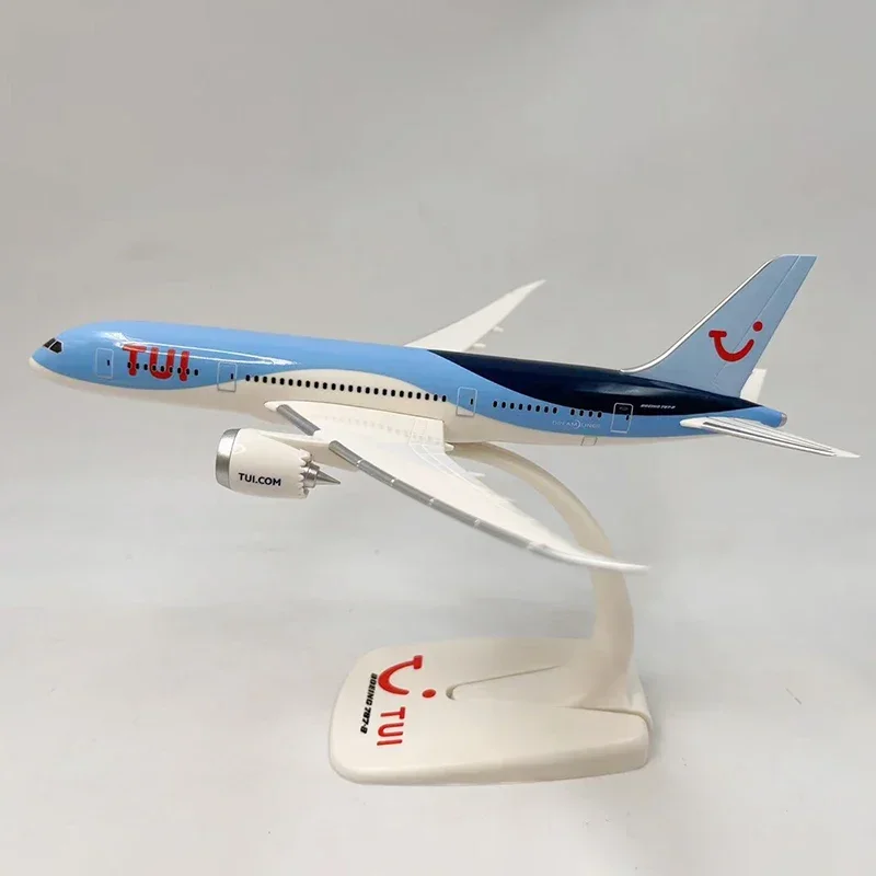 Scale 1:200 B737MAX8 B787-8 TUI Fly Tuifly Airlines ABS