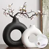 Flat Minimalist Simple Vase Donut Shape Single Flower Pot Home Wedding Decoratio Hollow Ornaments Circle Flower Arrangement Vase 1