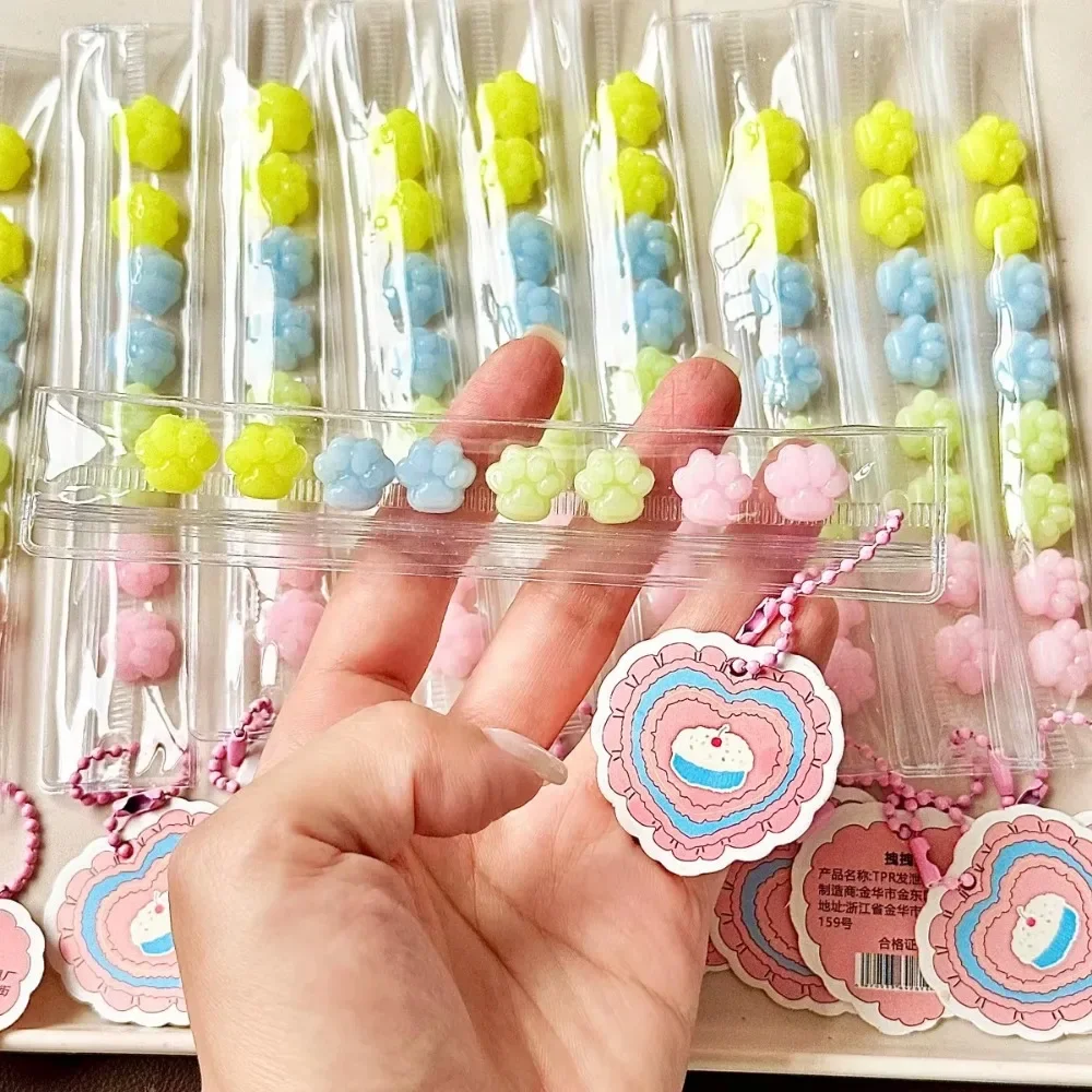 7pcs/bag Mini Cat Paw Sticky Squeeze Toys Kawaii Soft Realistic JMacaroon Cat Paws Squish Fidget Toys Kids Adult Gifts