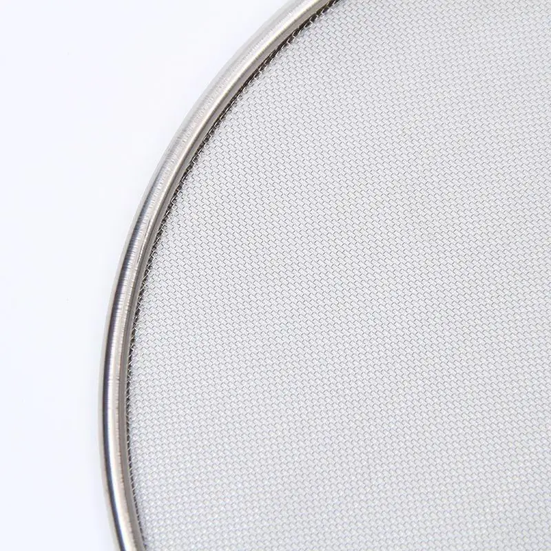 Description Picture 6 of itemStainless Steel Splatter Screen For Frying Pans Mesh Guard For Kitchen Cooking Hot Oil Splash Splatter With Wooden Handle