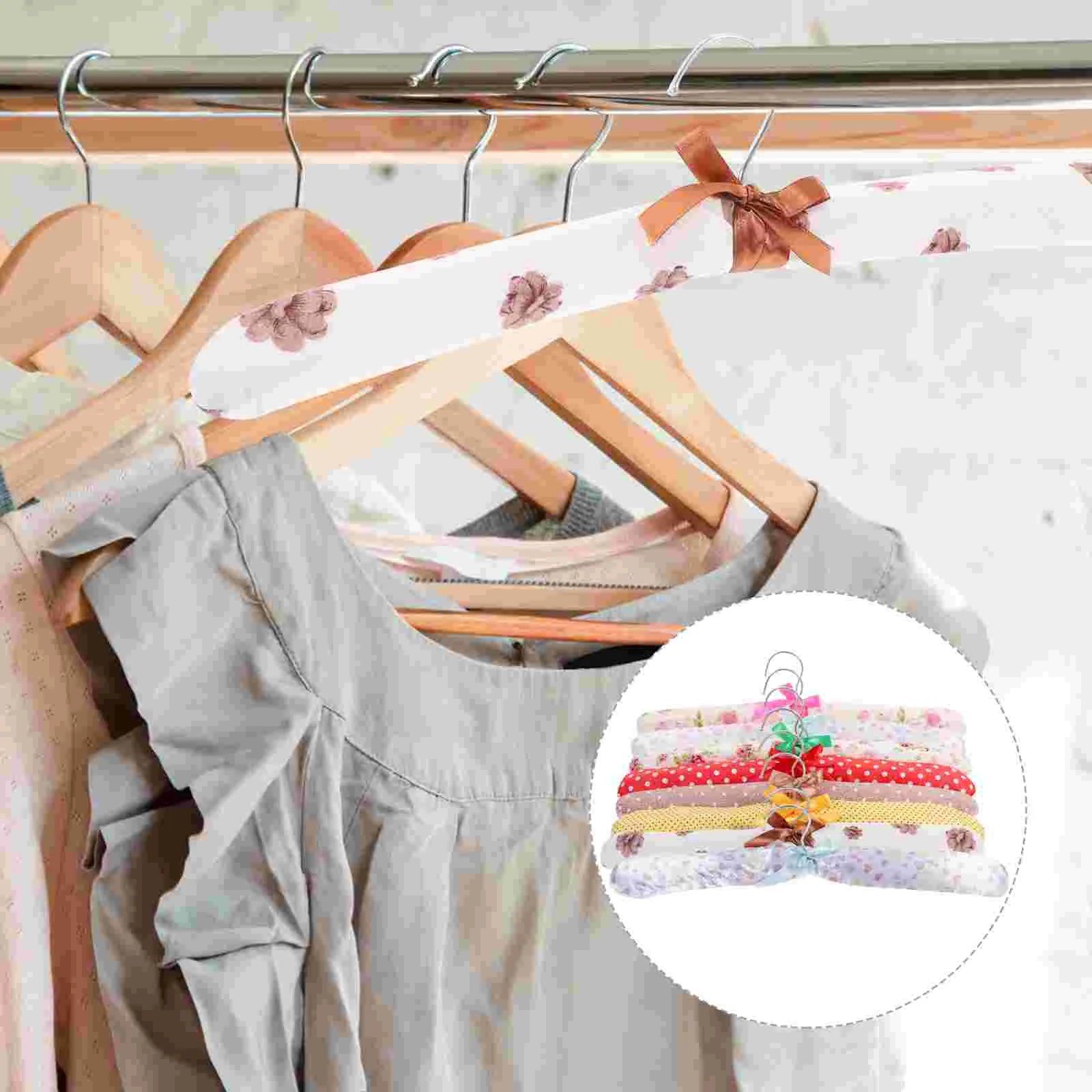 

Coat hangers Flower Cloth Non-slip Wood Hangers Pastoral Cloth Hanger Non-Slip Clothes Hangers Drying Rack(Random Color)