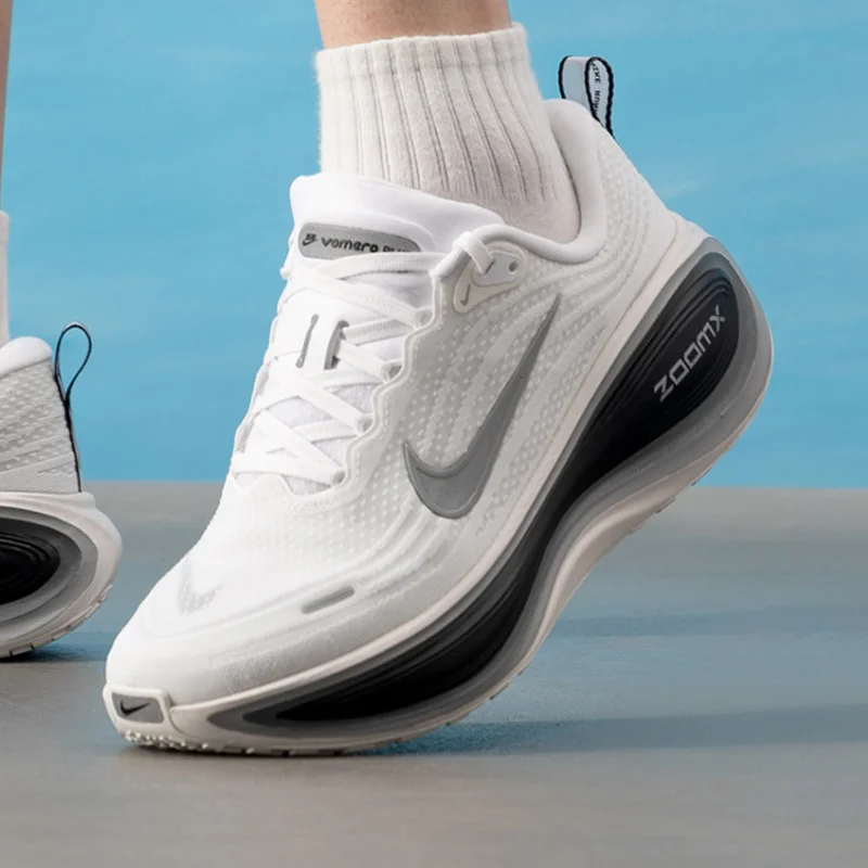 حذاء Nike Vomero Plus الرجالي الجديد لصيف 2026 بال...