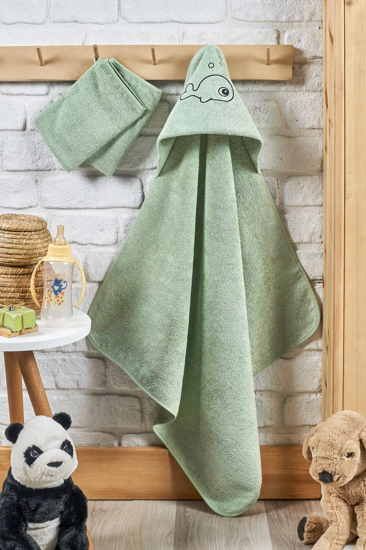 

Baby Towel And Pouch Set Natural Bamboo Pure Cotton Squishy 2 1 Swaddle Multi Green Baby & Kids Bath Home &