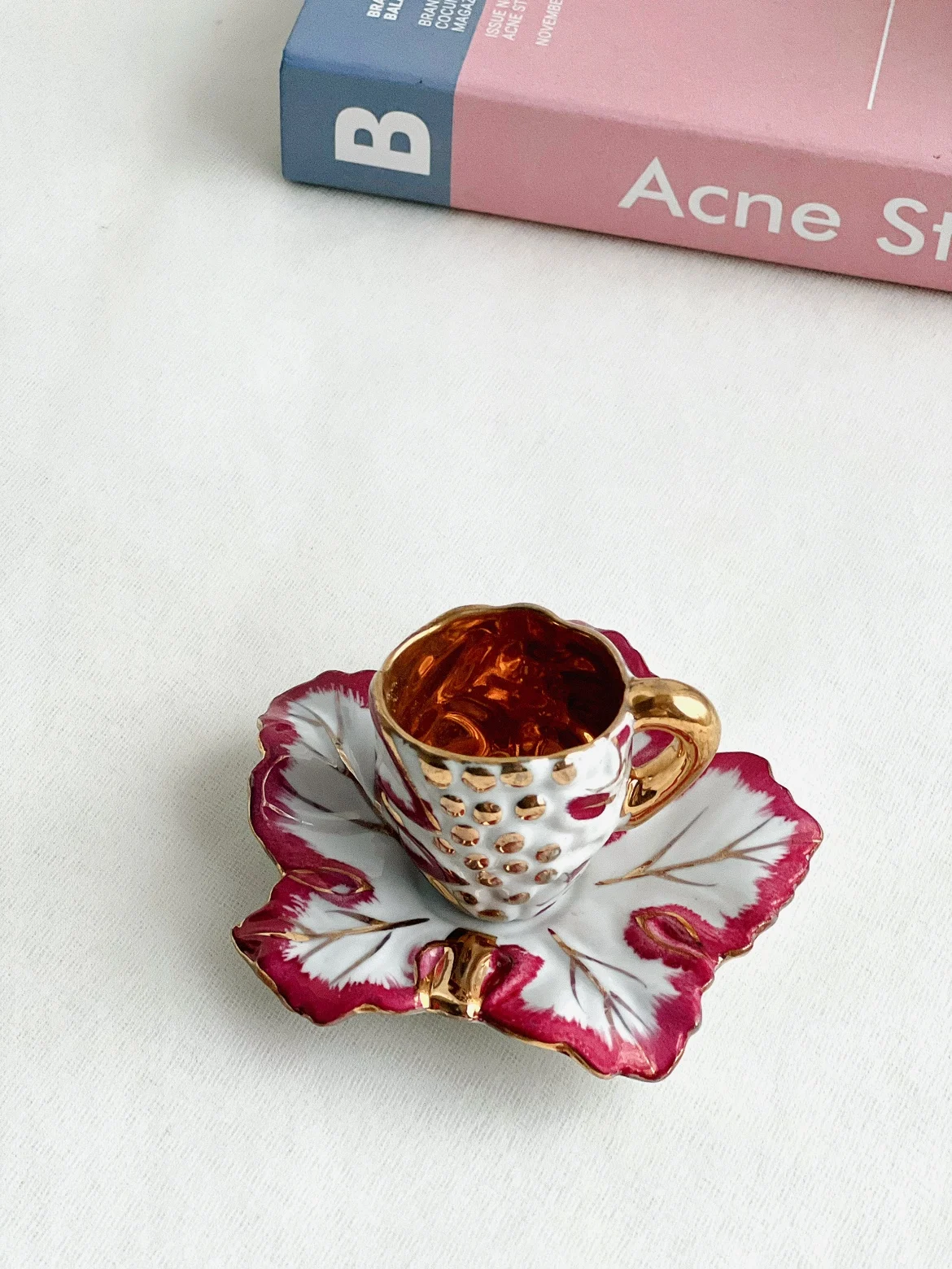 

Export pure hand painted leaf shape mini coffee cup saucer is small can not be ornamented with coffee cup