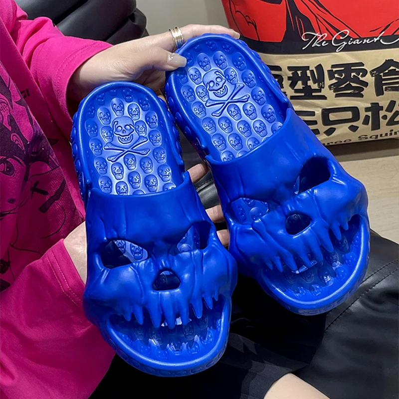 

Summer Men Shoes Non-slip Man's Slippers Home Slippers Comfortable Sandals Terrifying Skull Flip Flops Thick Bottom Beach Shoes