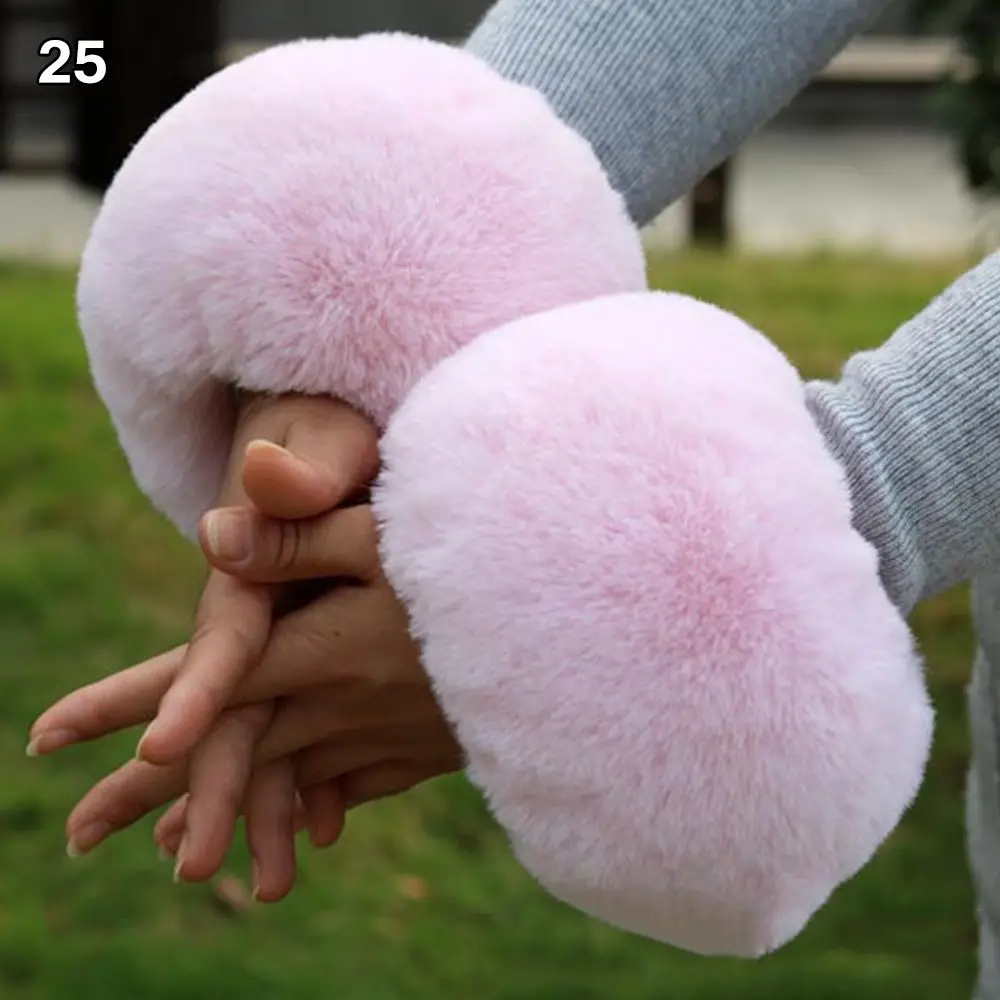 Fashion Elastic Warmer Wristband Ladies Plush Cuff Faux Fur Windproof Oversleeve Wrist