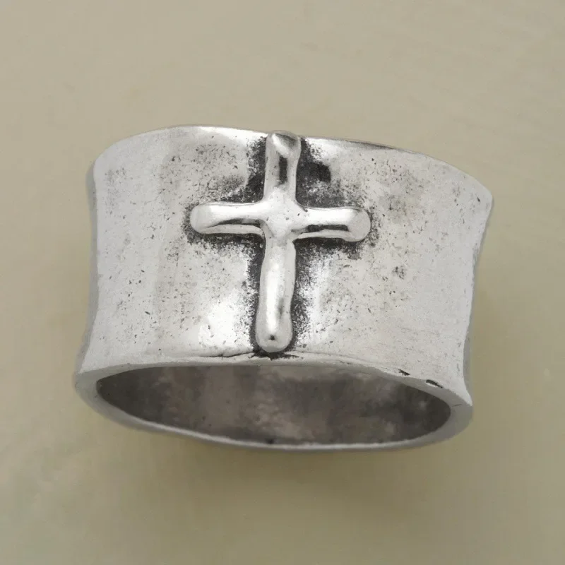 Vintage Silver Color Women Rings Trendy Round Inlaid with Cross Personalized Creativity Party Rings Jewelry