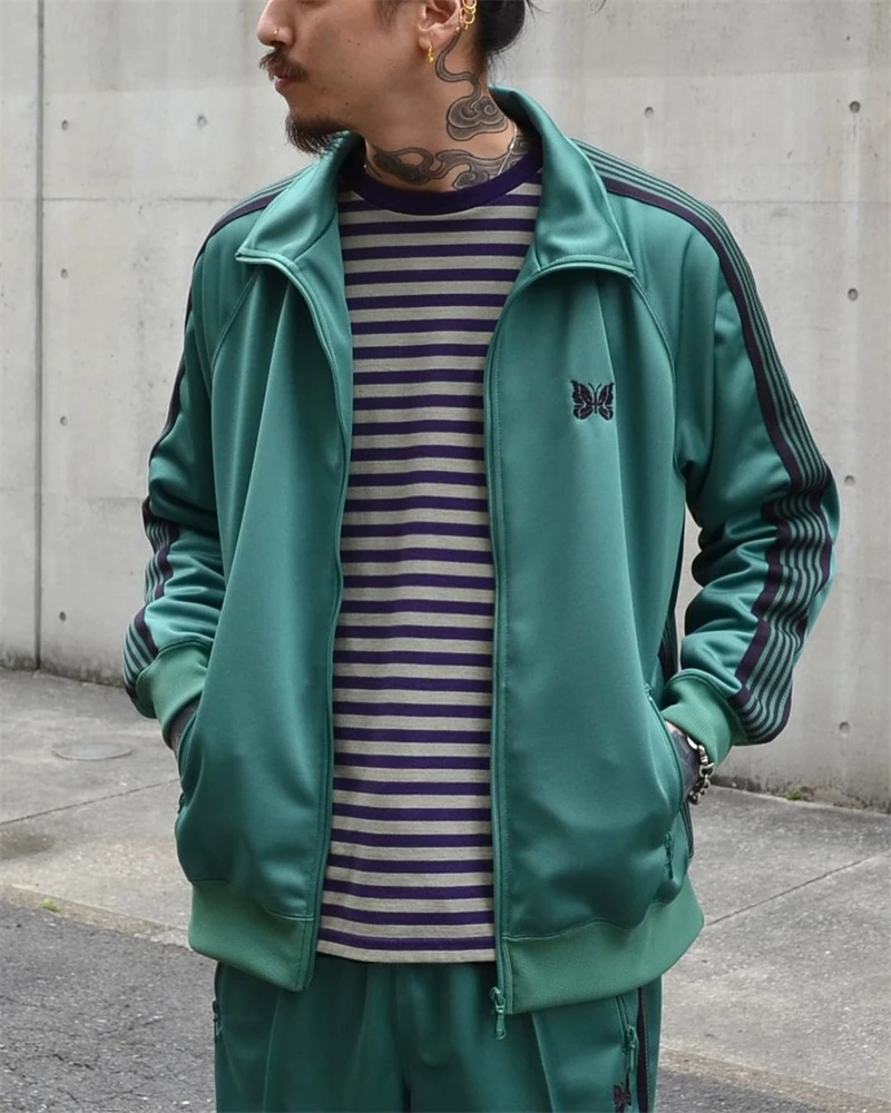 

23SS New Fasion Purple Stripe Needles Green Jacket Men Women Coats Butterfly Embroidery AWGE Outerwear Justin Bieber