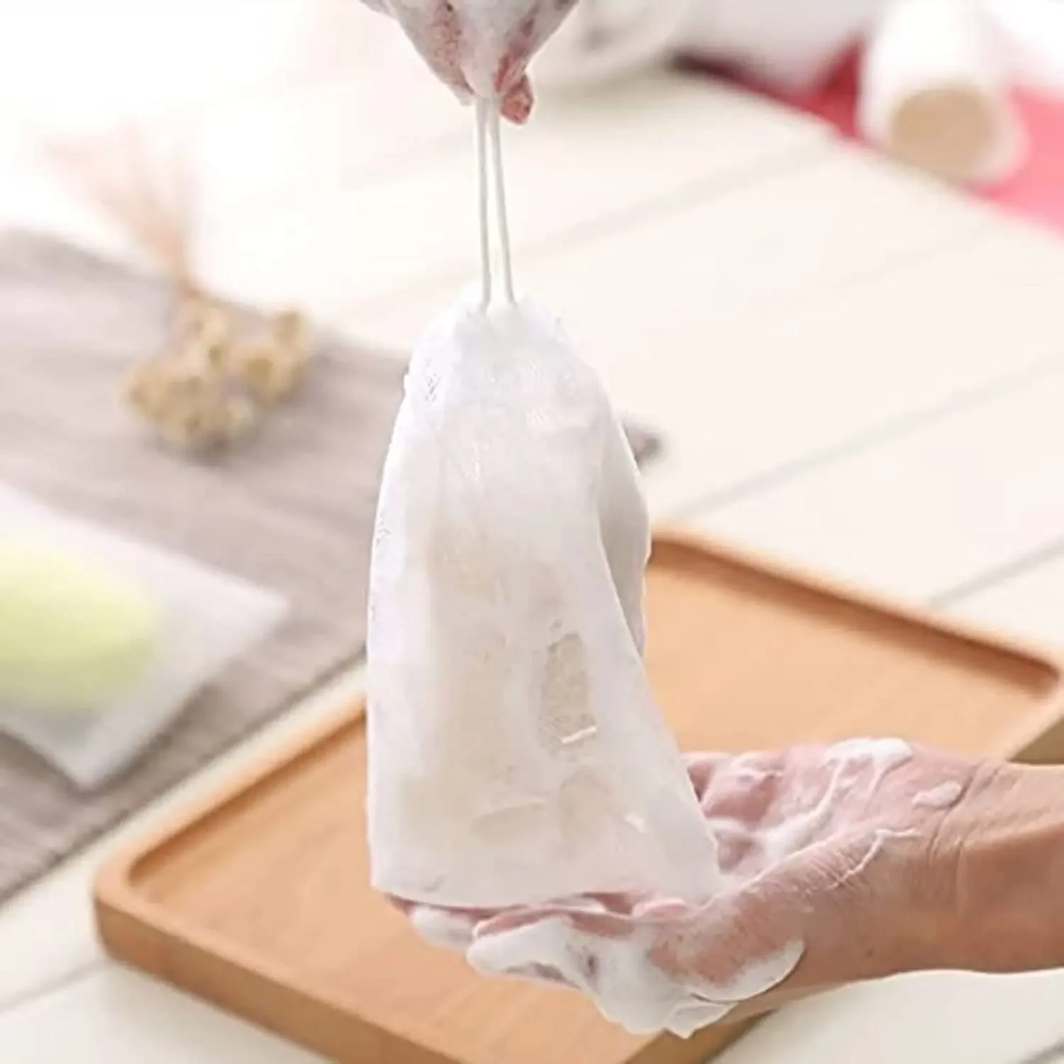 1-50PCS Bathroom Soap Foaming Net Bags Facial Cleanser Soap Exfoliating Mesh Drawstring Bag Shower Body Wash Cleaning Supplies 3