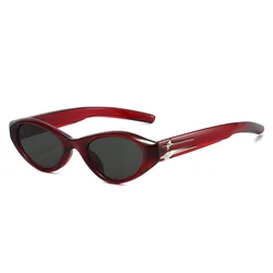 Chic Retro Black Cat - Eye Sunglasses with Silver Star Accent - Perfect for Fashion - Forward Looks (Red)