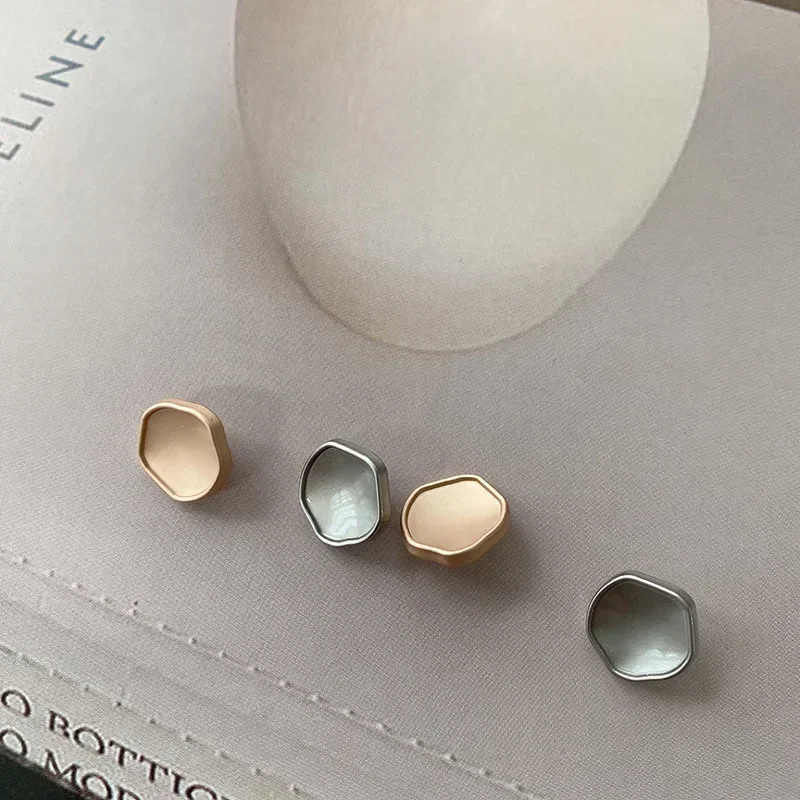 10pcs Set Artistic Alloy Shirt Buttons Avant-Garde Collar Cuff Closures 10mm Miniature Sculpture Buttons For Designer Blouses