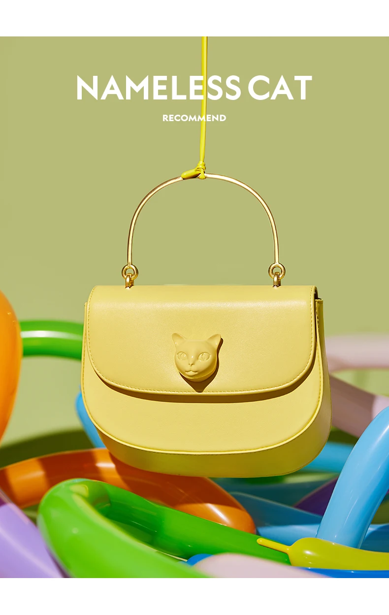 Elegant shoulder strap design