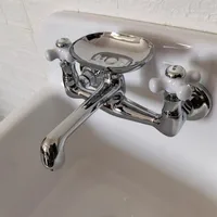 Tuqiu ก๊อกน้ําอ่างล้างหน้าห้องน้ําติดผนังร้อนและเย็น Ceramica จับยุโรปสไตล์อ่างล้างจานพร้อมจานสบู่ 5