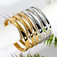 Hot Minimalist Stainless Steel Pure Gold Pvd Plated Plain Pattern Bracelet for Women's Simple 3 Piece Stackable Bracelet Jewelry 1