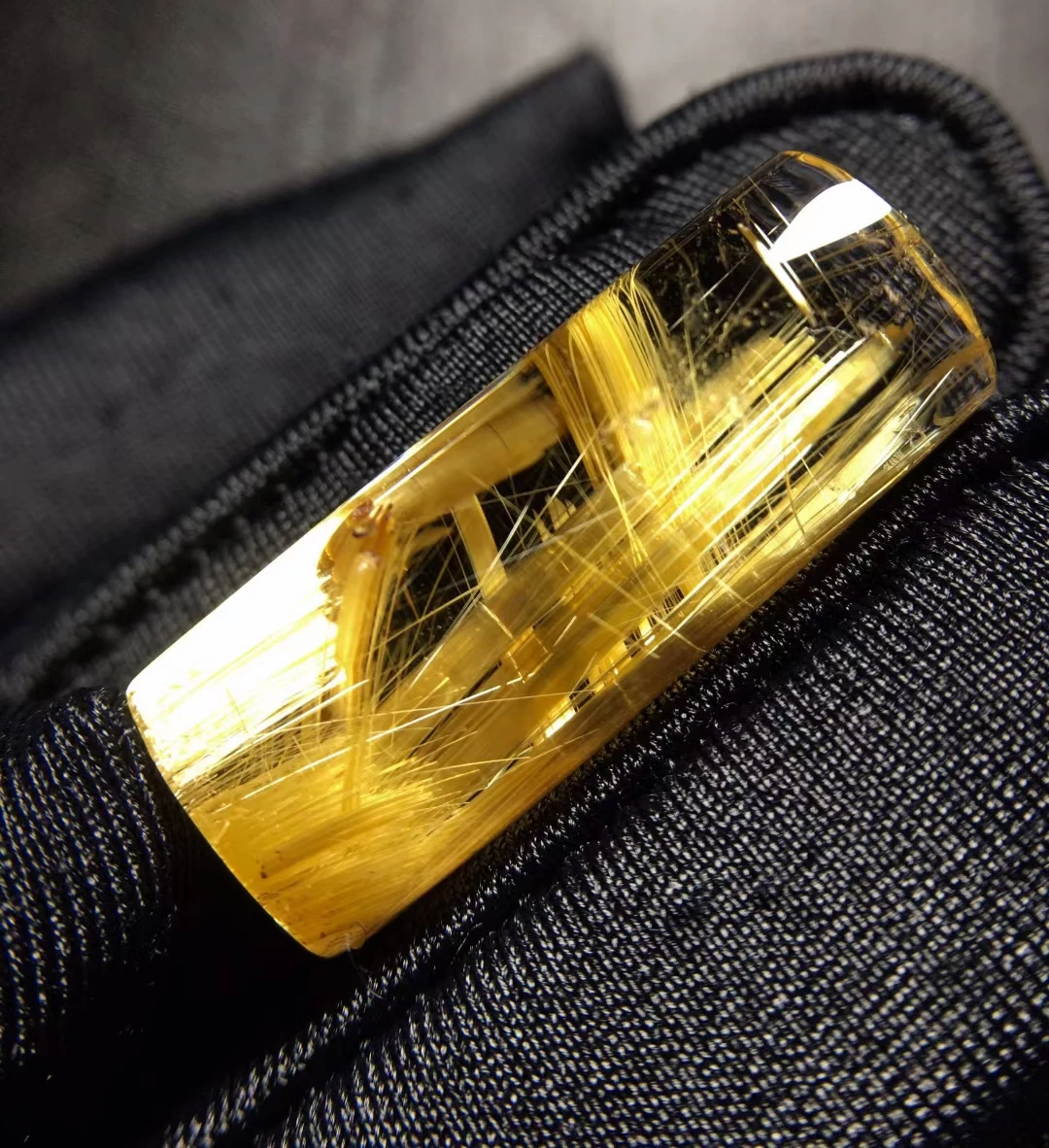 

Natural Gold Rutilated Quartz Barrel Pendant Necklace Jewelry 25.4*10*7.7mm Gold Yellow Rutilated Women Men AAAAAAA