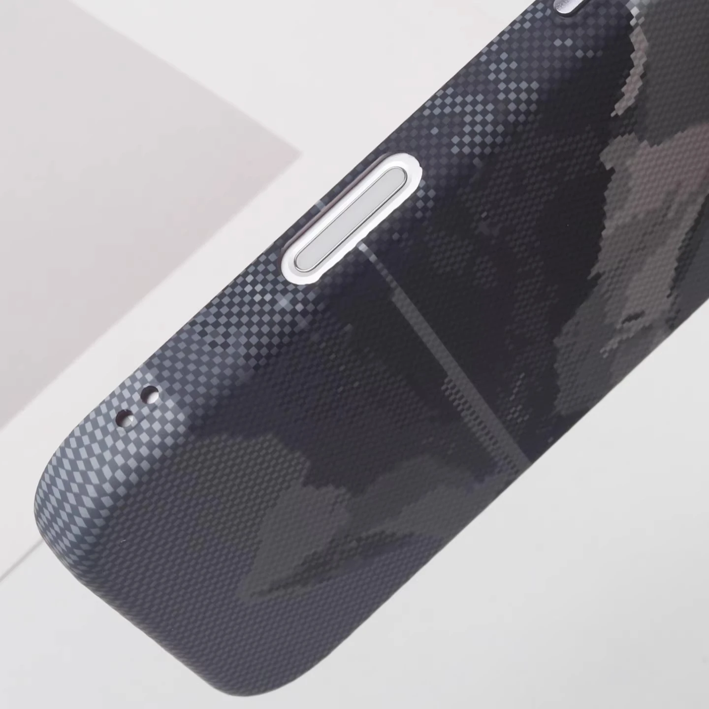 Carbon Mountain Abstract Magnetic Hard Back Cover with Alloy Camera Frame