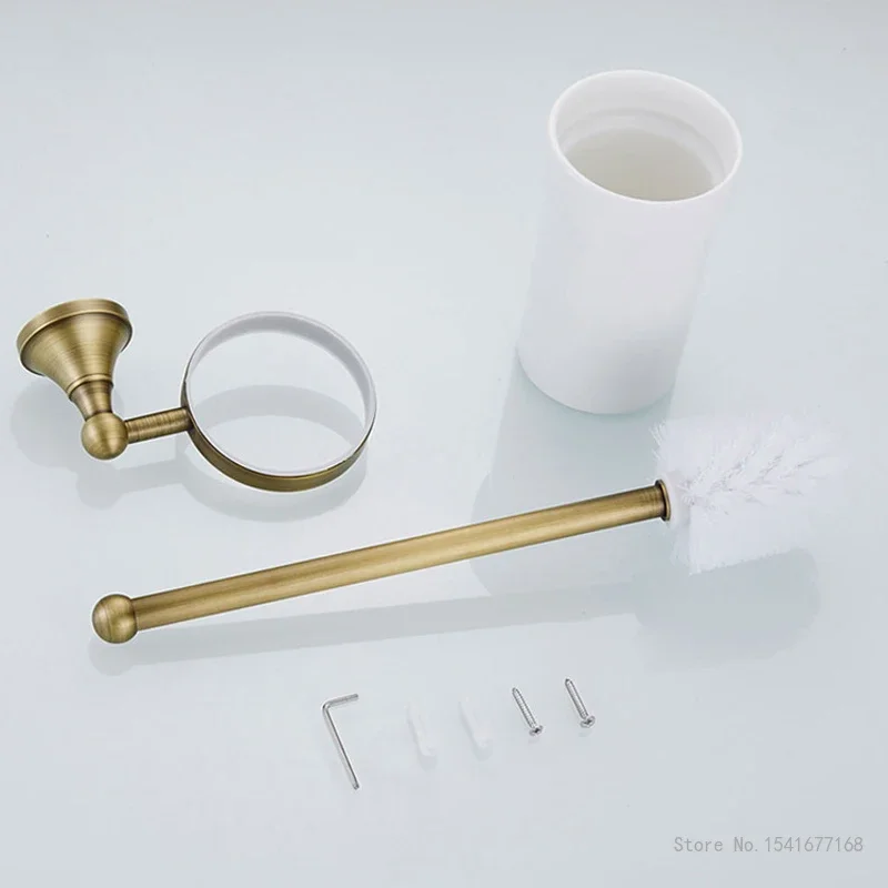 New Style Metal Hardware Retro Bathroom Pendant Home Furnishings Bathroom Wall Hanging White Ceramic Cup Toilet Brush Holder 1Pc